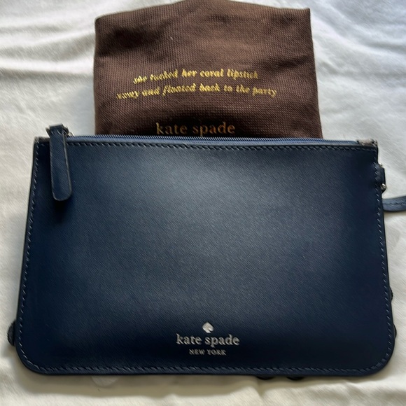Brand New Kate Spade Medium L-Zip  wrestle.🆕 - Picture 2 of 4